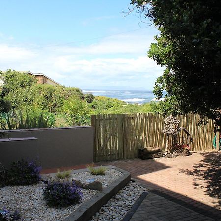 Strandloper Apartments Hermanus Rum bild