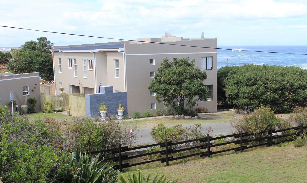Strandloper Apartments Hermanus Exteriör bild