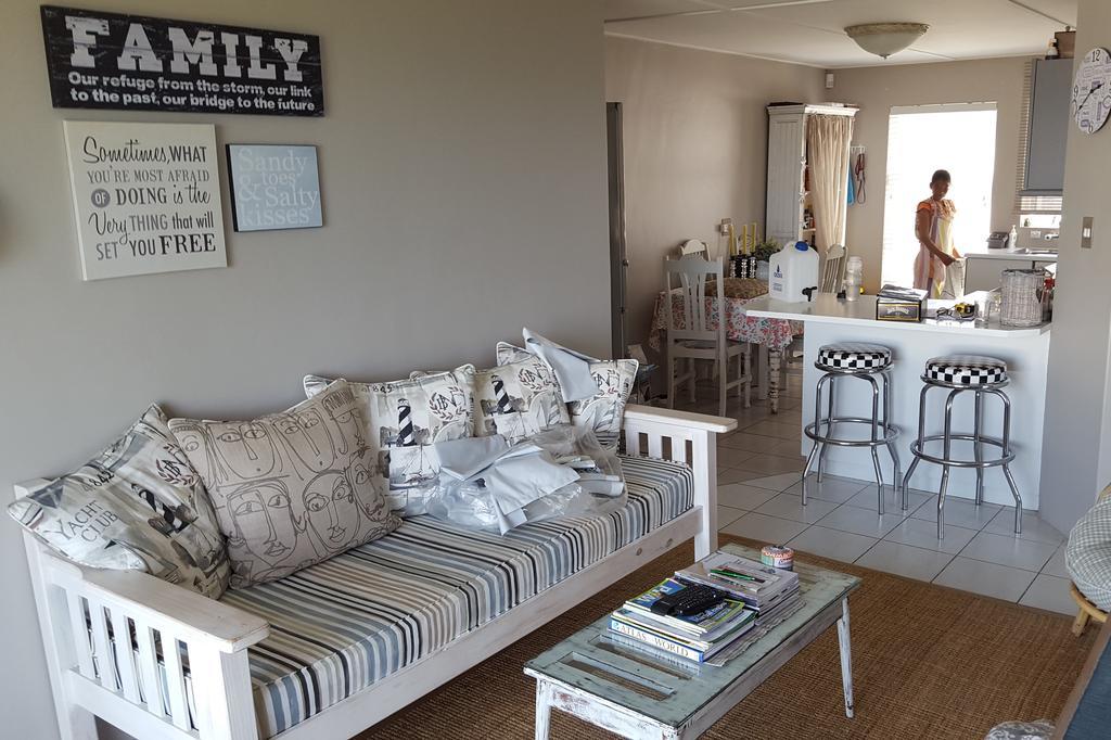 Strandloper Apartments Hermanus Exteriör bild