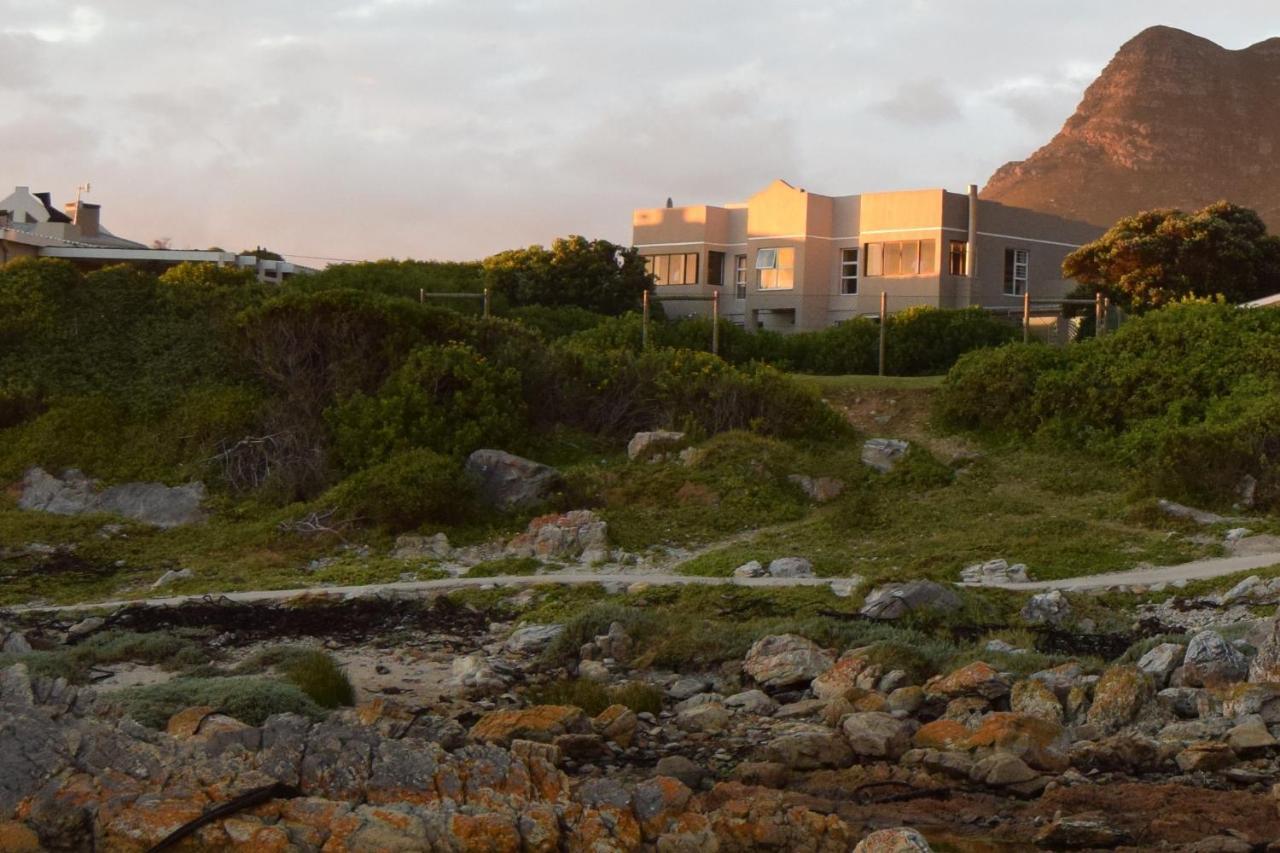 Strandloper Apartments Hermanus Exteriör bild